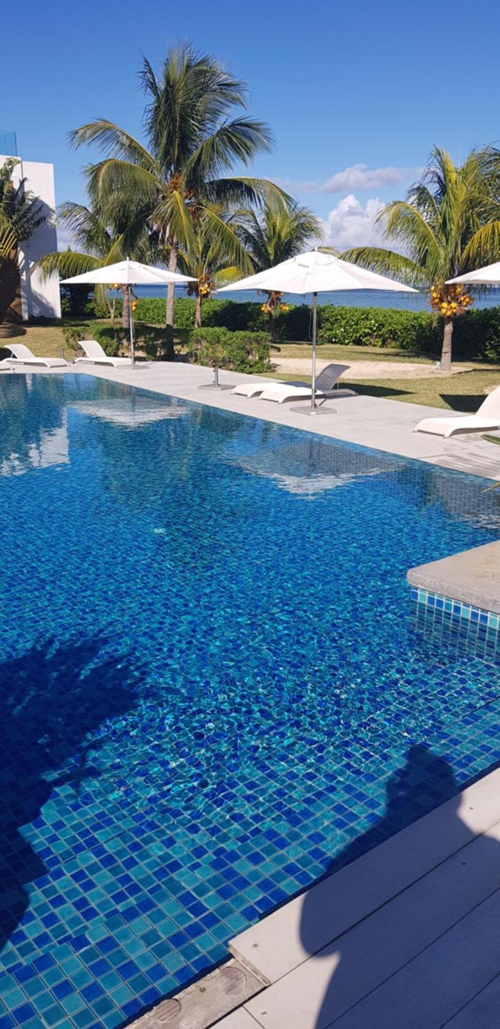 Cap Ouest Luxury Beachfront Flic-en-Flacq Exterior foto
